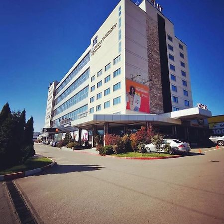Hotel Elit Pernik Ngoại thất bức ảnh