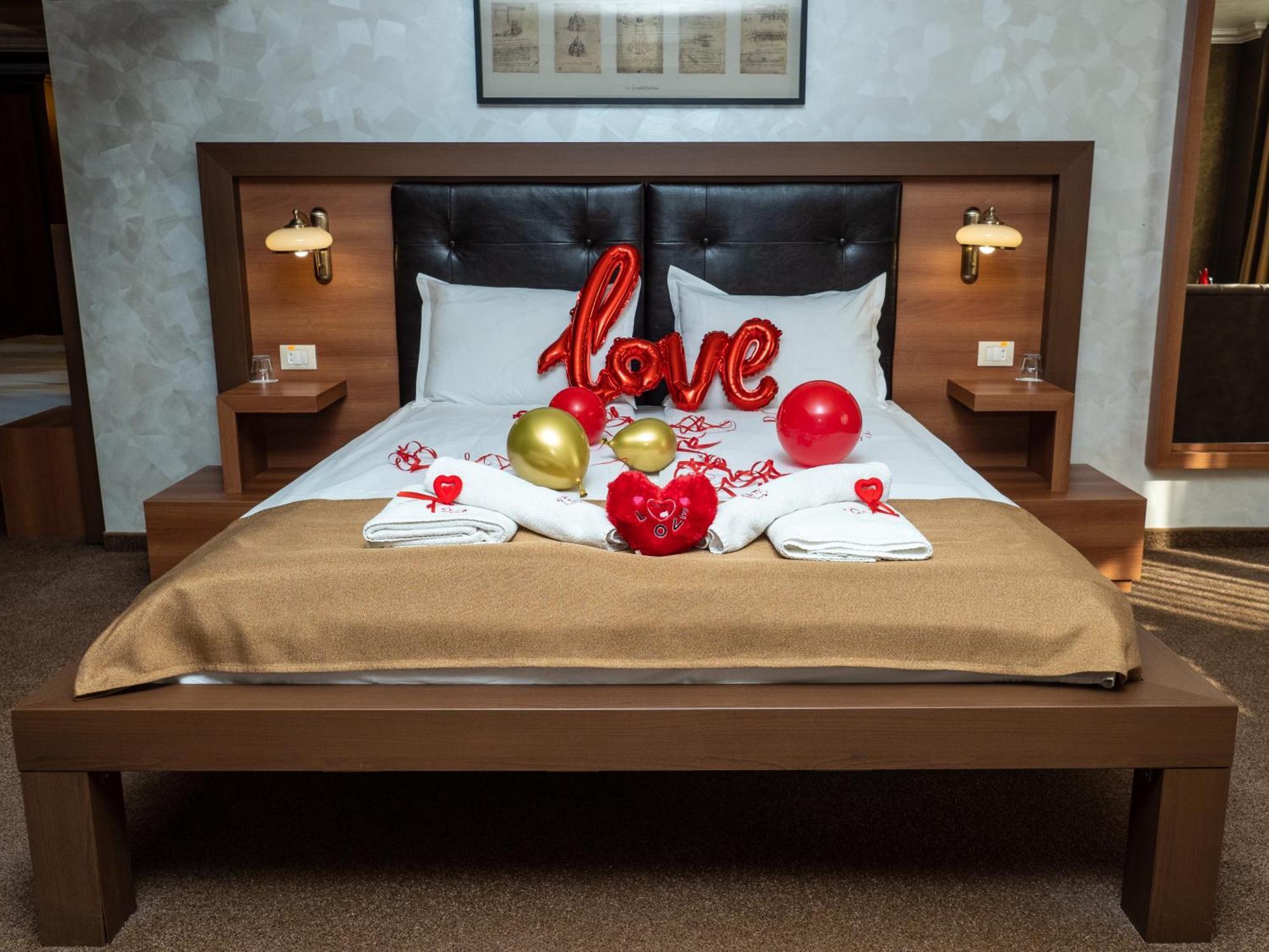 Hotel Elit Pernik Ngoại thất bức ảnh