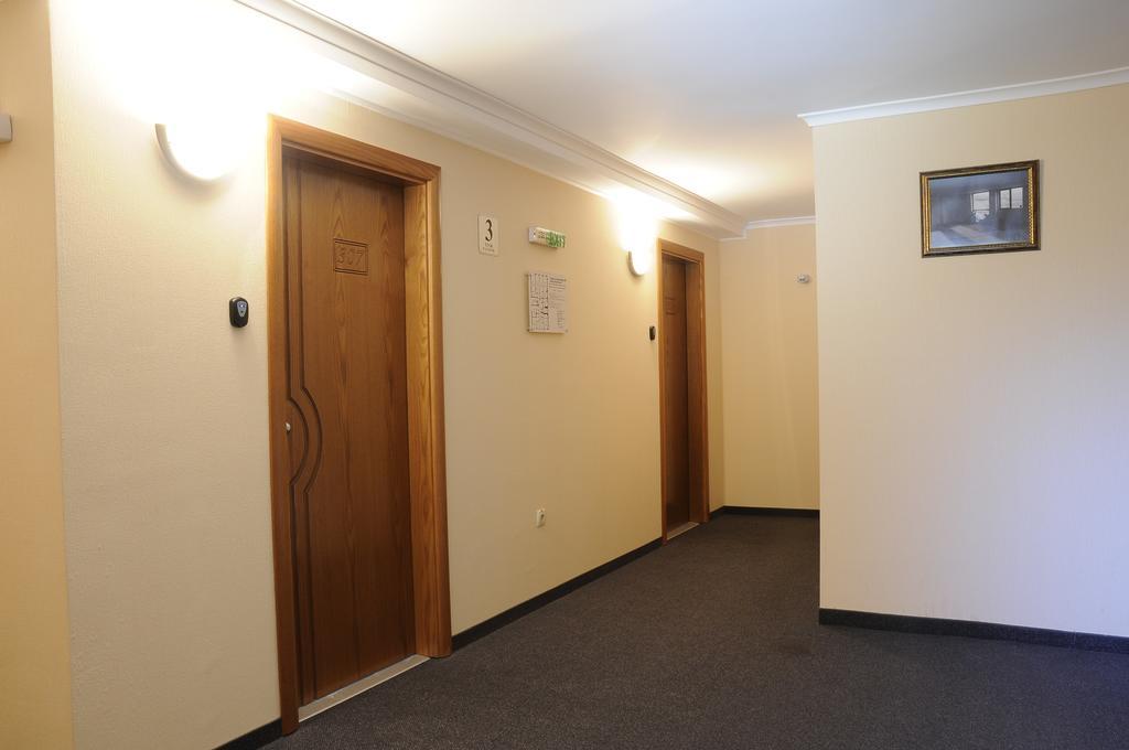 Hotel Elit Pernik Ngoại thất bức ảnh