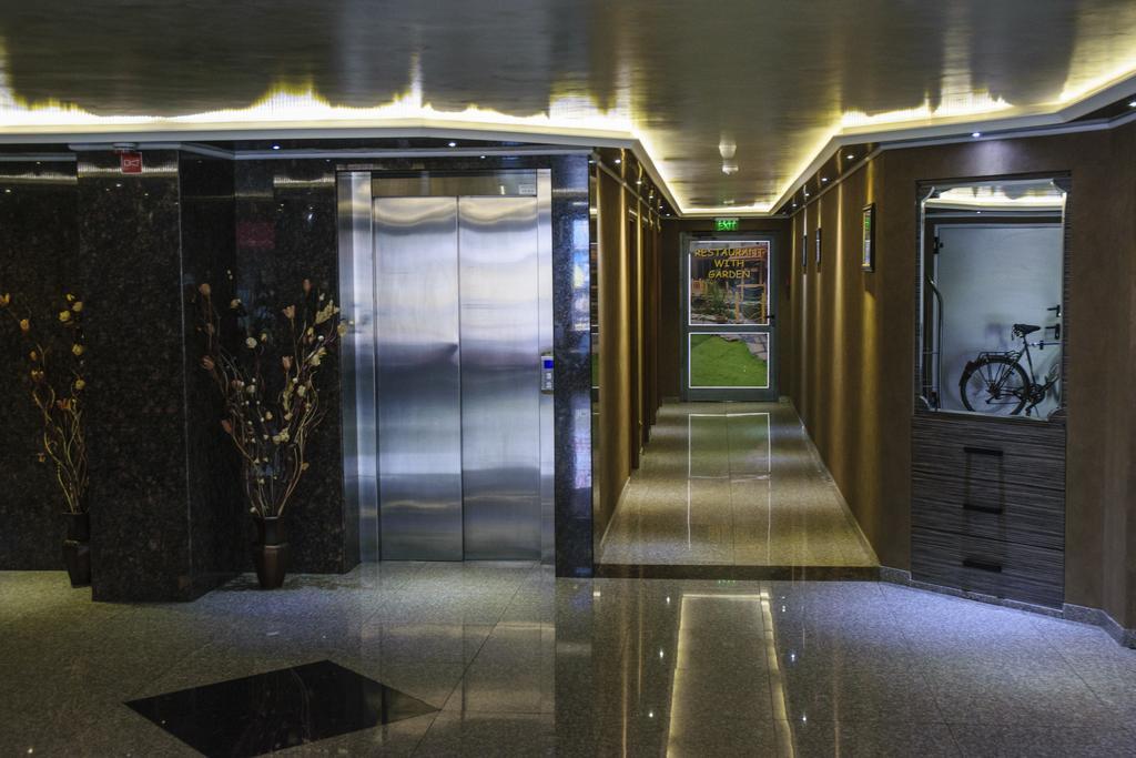 Hotel Elit Pernik Ngoại thất bức ảnh