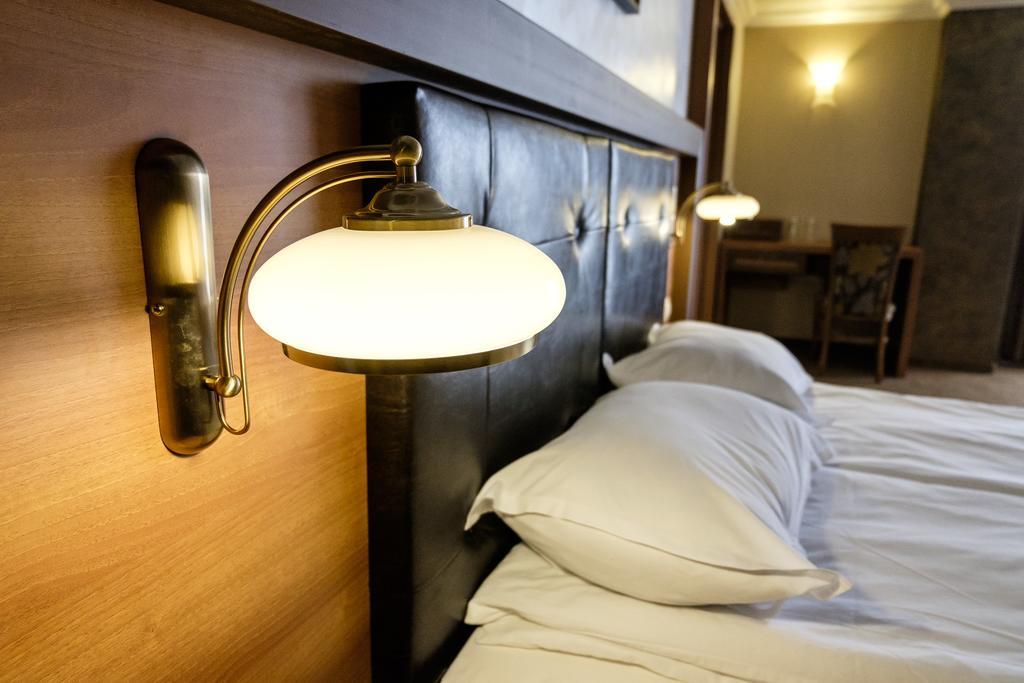 Hotel Elit Pernik Ngoại thất bức ảnh