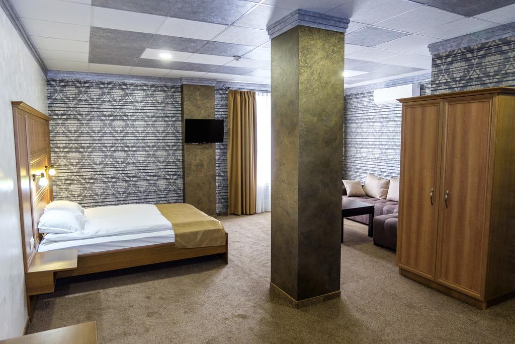 Hotel Elit Pernik Ngoại thất bức ảnh